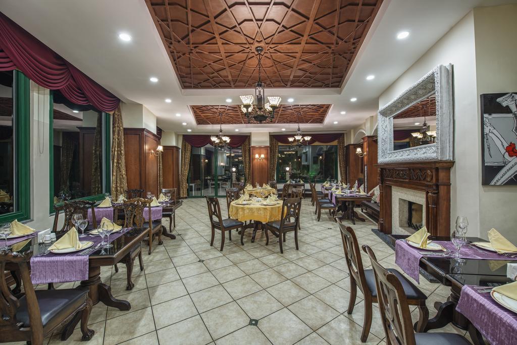 Delphin Palace Hotel Antalya Exterior foto